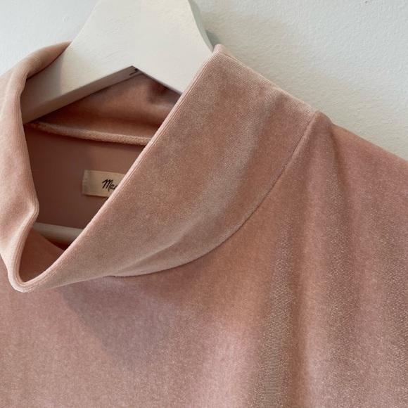 𝅺Madewell Velvet Mock Neck Top - Picture 5 of 12